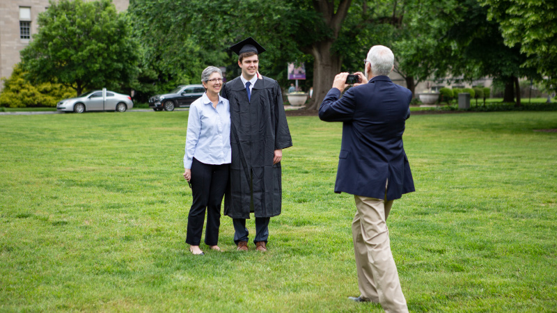 Graduate with parents