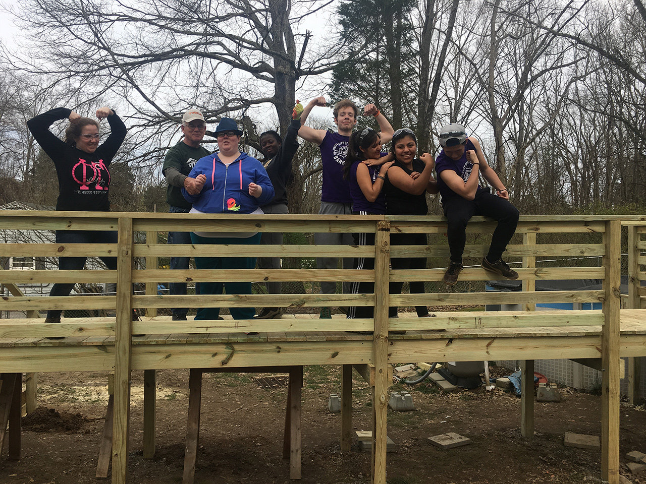 Tennessee group on bridge