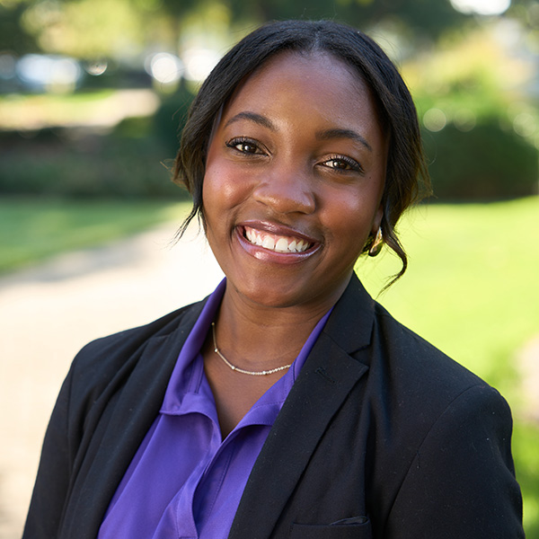 Jasmine Alldredge's headshot