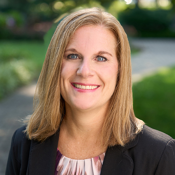 Jennifer Troutman's Headshot