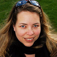 Jane Springer headshot