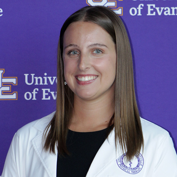 Ellie Malloy headshot