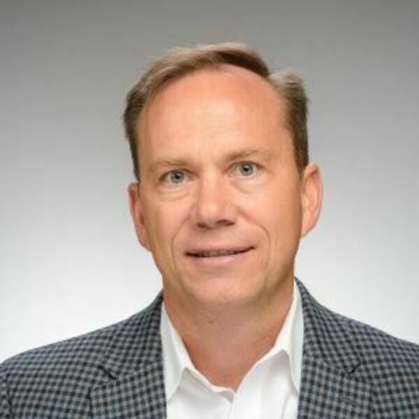 Michael Pries headshot