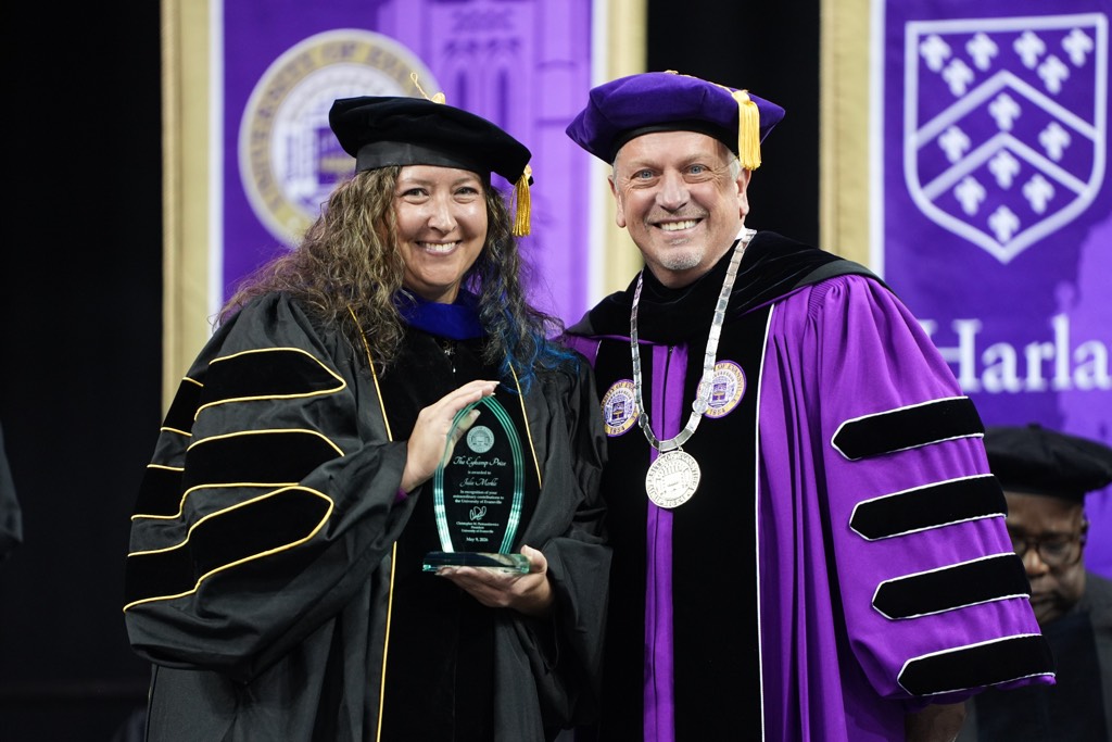 Eykamp Prize award winner
