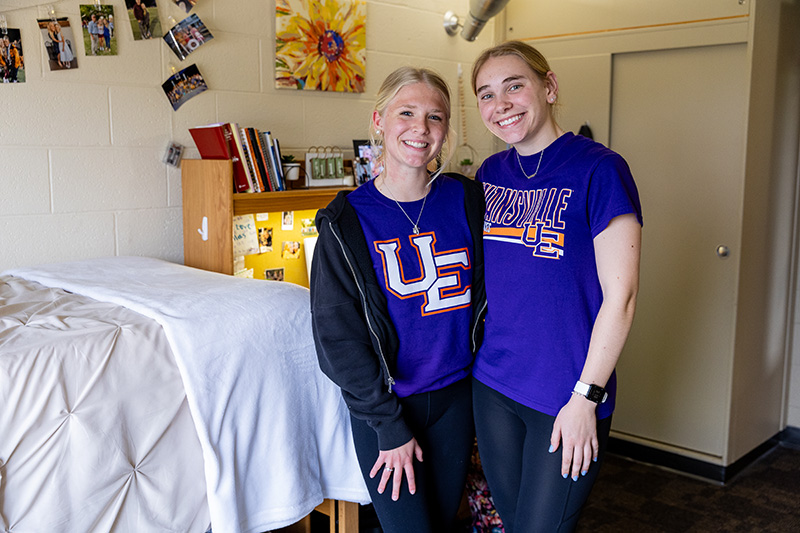 Hale Hall students in dorm room