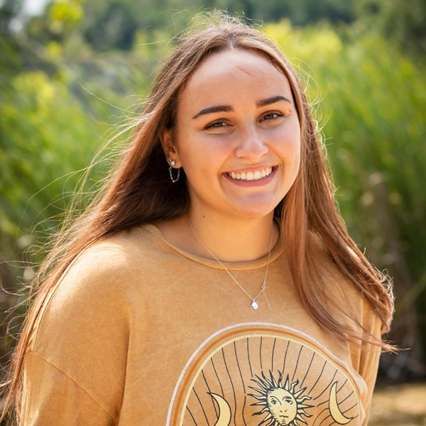 Makenna Davidson's headshot